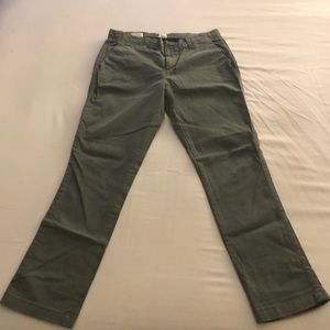 Gap army green girlfriend chino